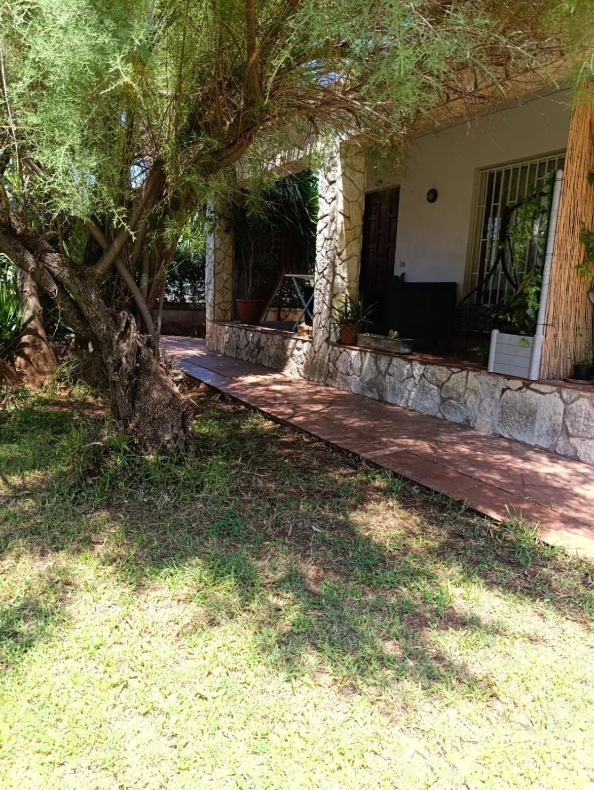 Casa In Giardino A Pochi Passi Dal Mare Palermo Exterior foto