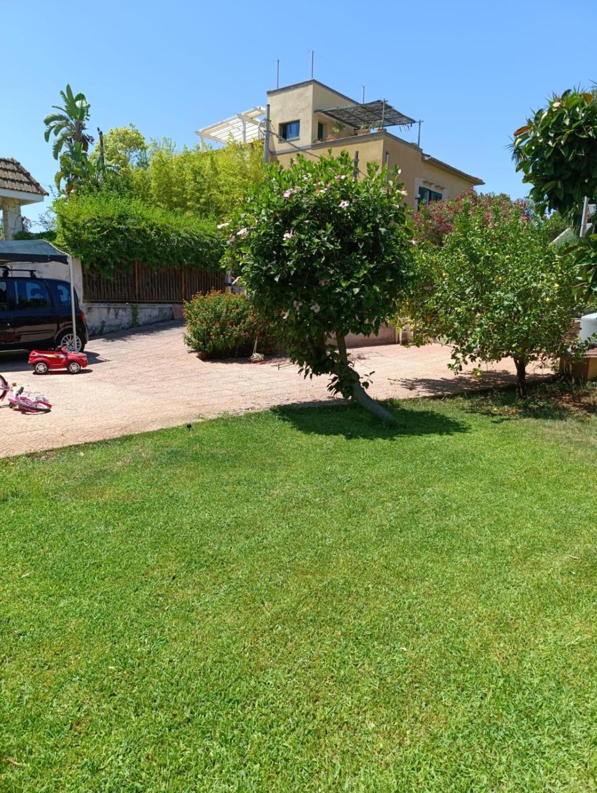 Casa In Giardino A Pochi Passi Dal Mare Palermo Exterior foto